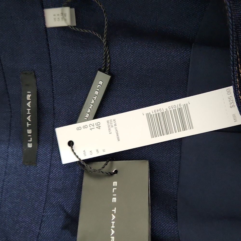NWT Elie Tahari Long Cutaway Denim Vest. Size 8 - Picture 8 of 8